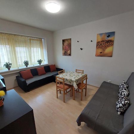 Апартаменти Apartman V Centre Bratislavy Братислава Екстер'єр фото