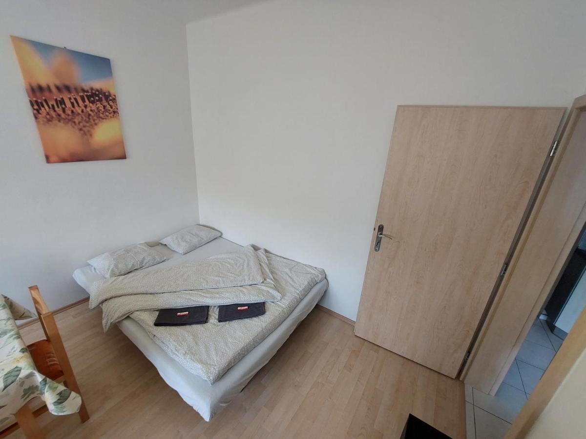 Apartman Michaela Братислава Екстер'єр фото